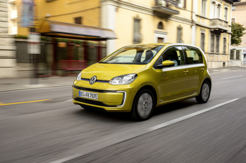 Volkswagen e-up jaune