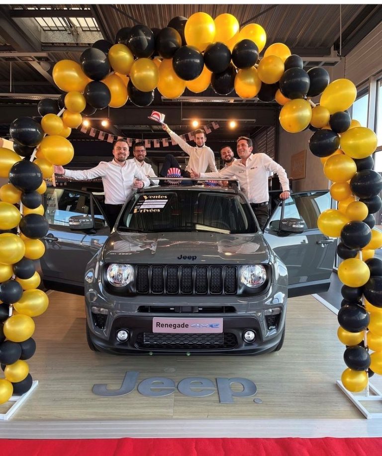 Collaborateurs de la concession Vénète Automobiles Vannes Jeep et Alfa Romeo