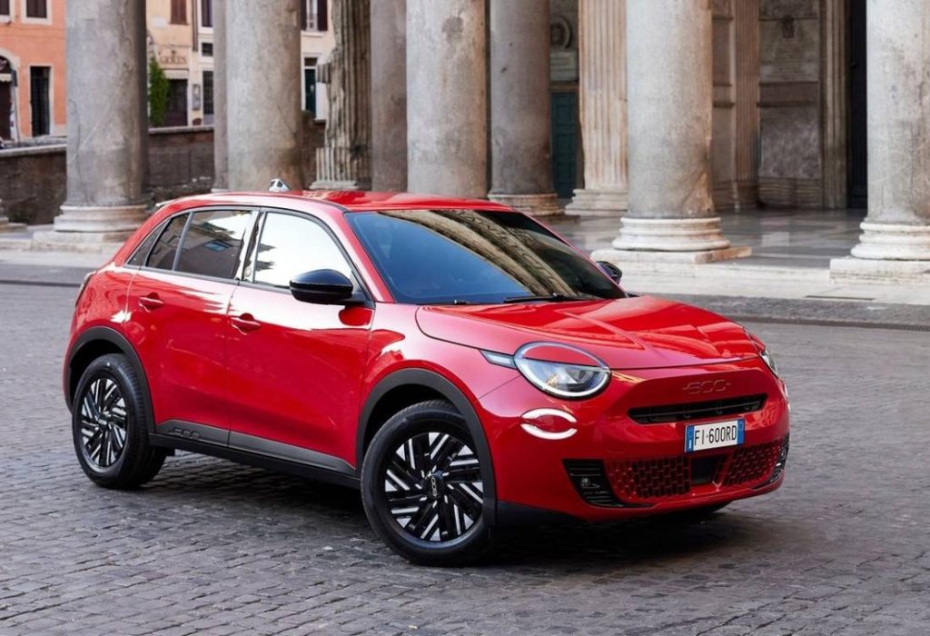 fiat 600 rouge