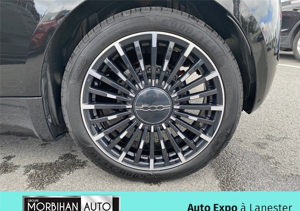 FIAT 500e 3+1 MY22 SERIE 1 STEP 2 3+1 E 118 CH