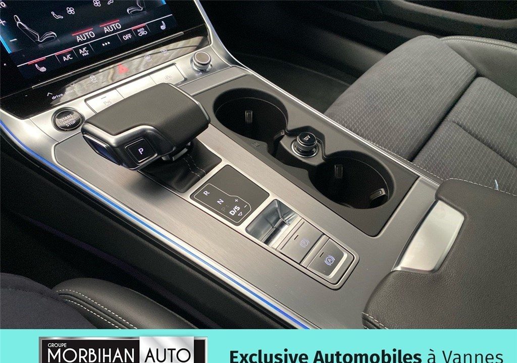 AUDI A6 AVANT 50 TFSIE 299 CH S TRONIC 7 QUATTRO