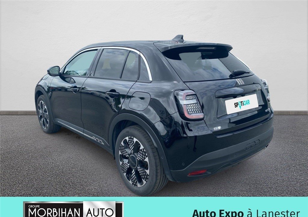 FIAT 600 1.2 HYBRID 100CH DCT6