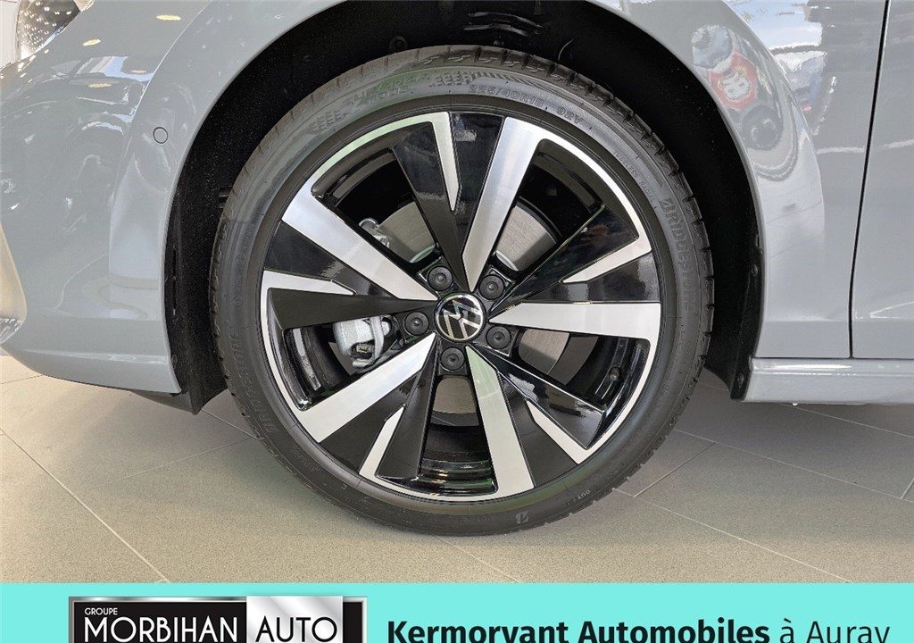 VOLKSWAGEN GOLF 1.5 EHYBRID 204 DSG6