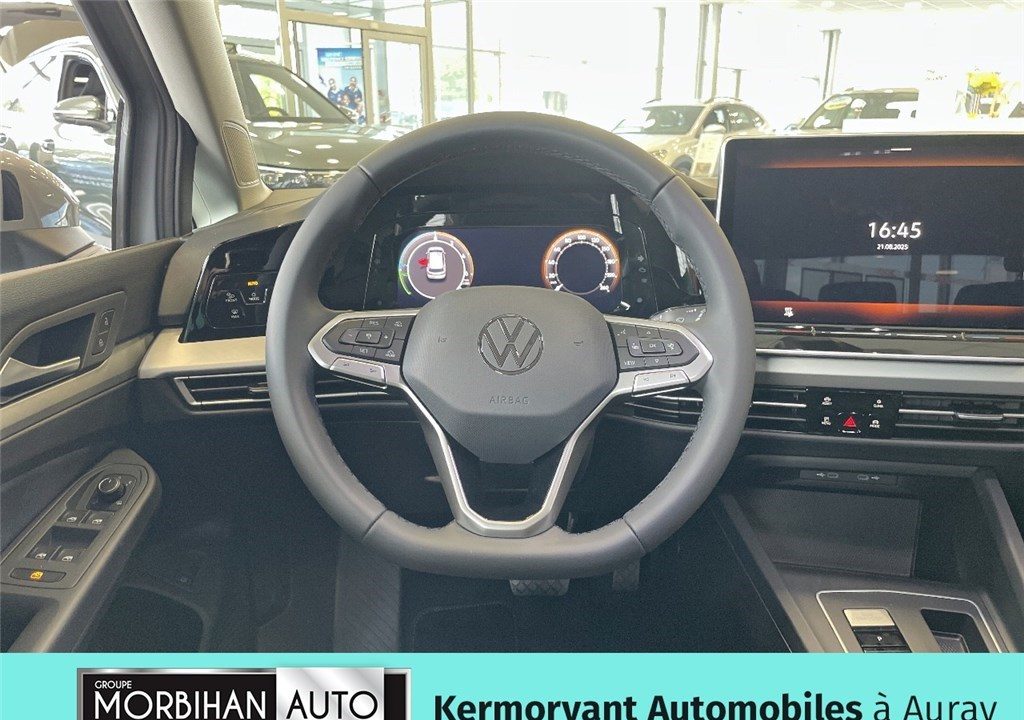 VOLKSWAGEN GOLF 1.5 EHYBRID 204 DSG6