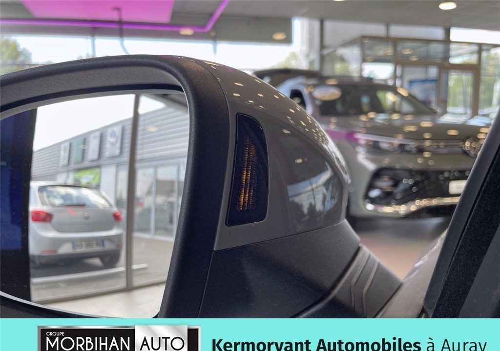 VOLKSWAGEN GOLF 1.5 EHYBRID 204 DSG6