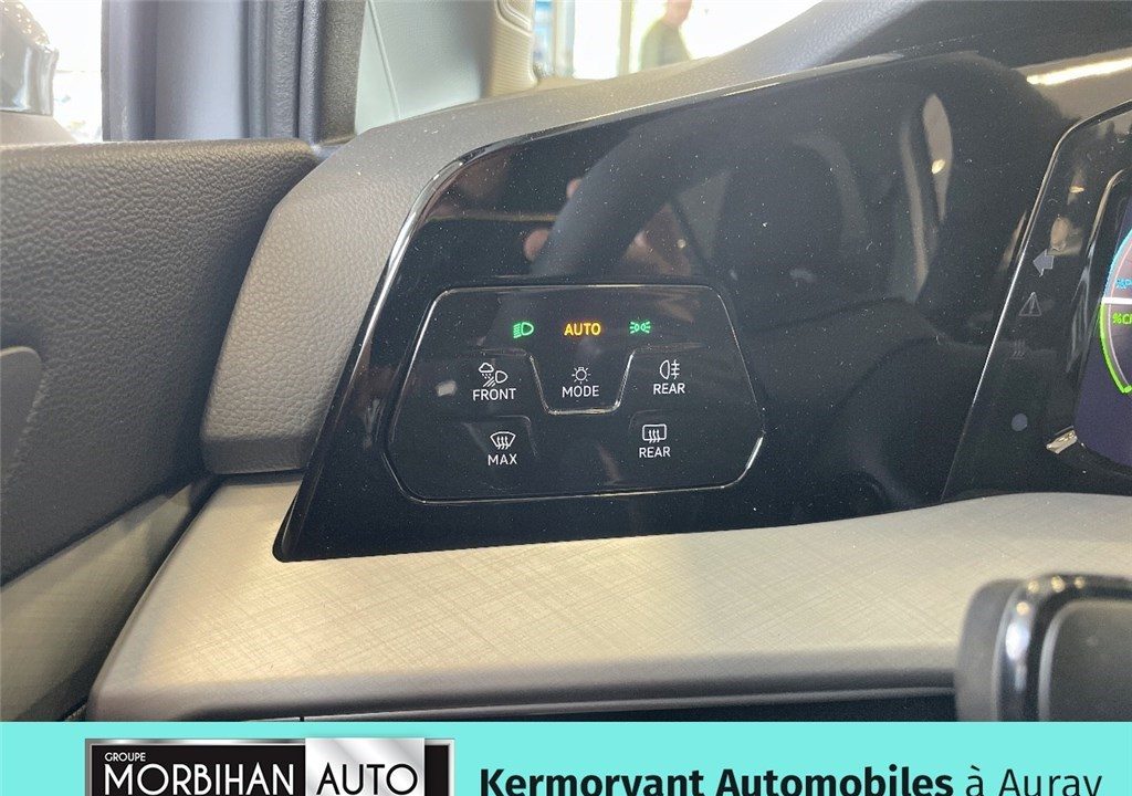 VOLKSWAGEN GOLF 1.5 EHYBRID 204 DSG6