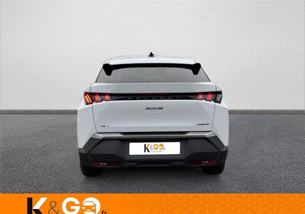 PEUGEOT 3008 HYBRID 136 E-DCS6