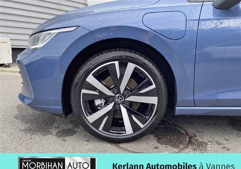 VOLKSWAGEN GOLF 1.5 EHYBRID 204 DSG6
