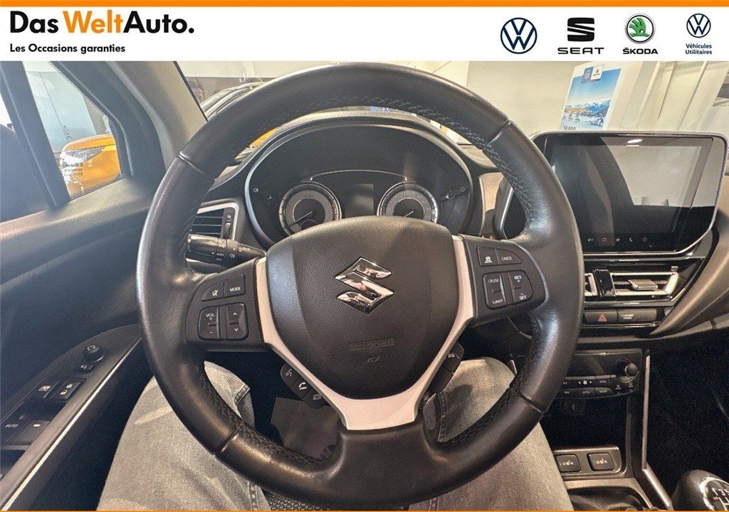 SUZUKI S-CROSS 1.4 BOOSTERJET HYBRID