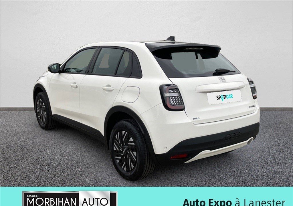 FIAT 600 SOCIETE 600 1.2 HYBRID 100 CH DCT6