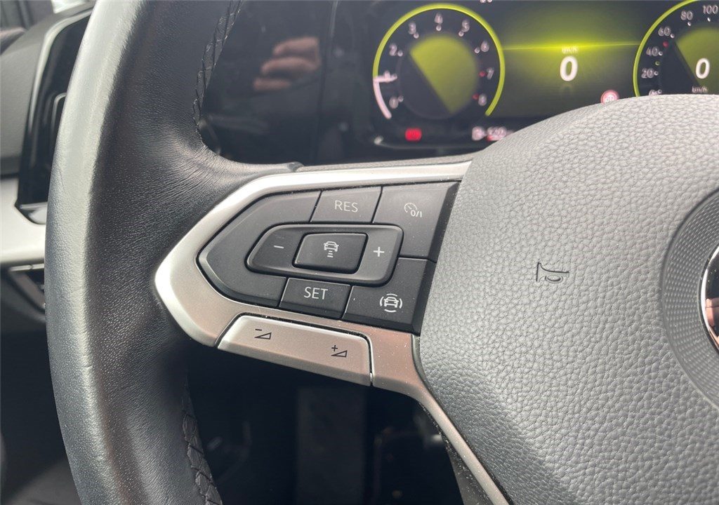 VOLKSWAGEN GOLF 1.0 TSI OPF 110 BVM6