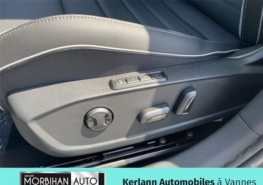 VOLKSWAGEN GOLF 1.5 EHYBRID 272 DSG6