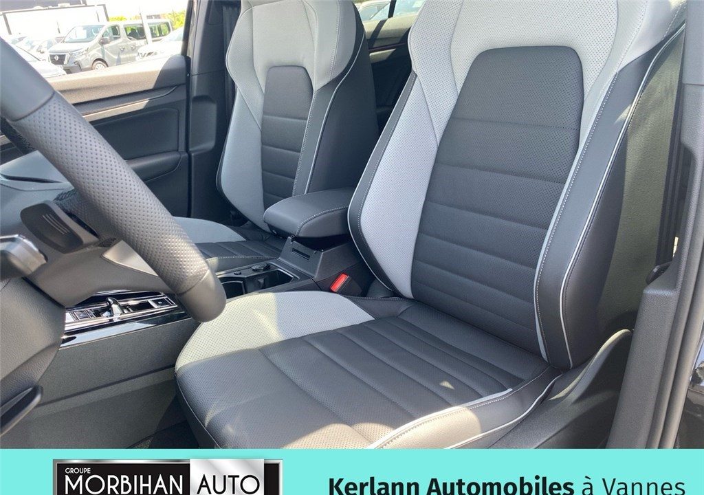 VOLKSWAGEN GOLF 1.5 EHYBRID 272 DSG6