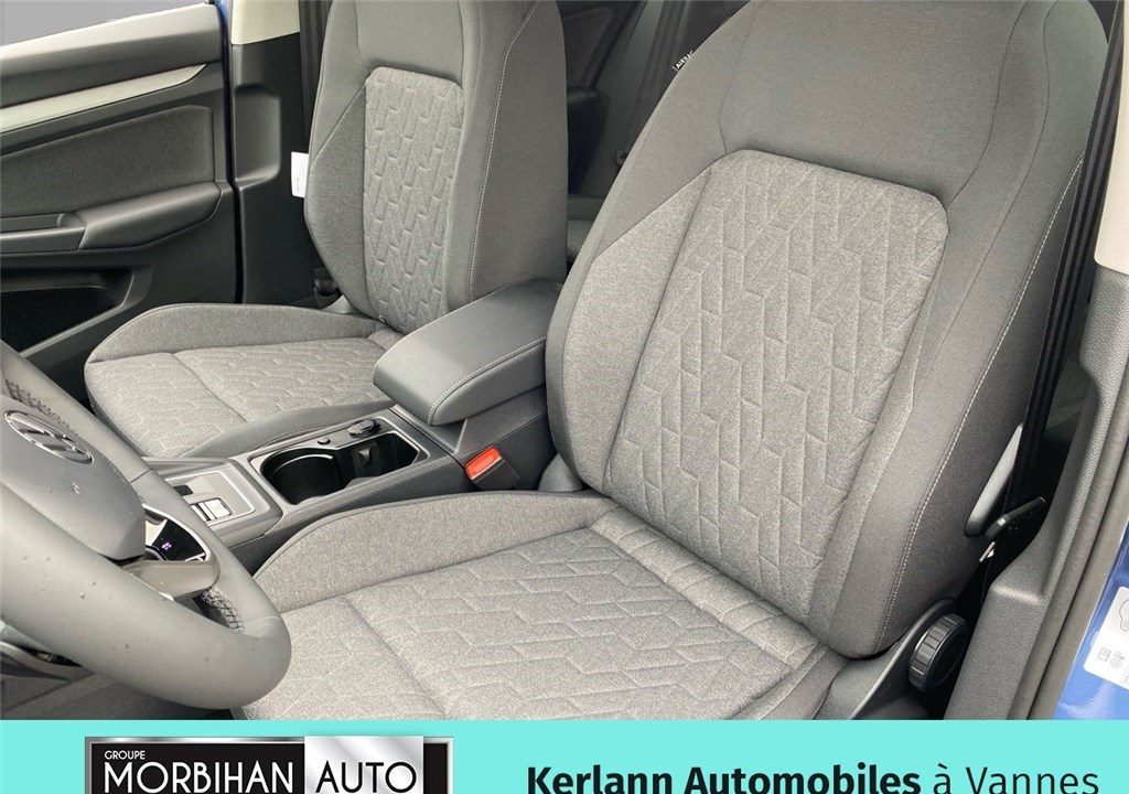 VOLKSWAGEN GOLF 1.5 EHYBRID 204 DSG6