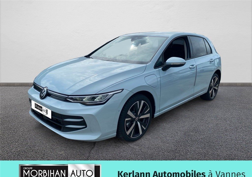 VOLKSWAGEN GOLF 1.5 EHYBRID 204 DSG6