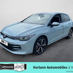 VOLKSWAGEN GOLF 1.5 EHYBRID 204 DSG6