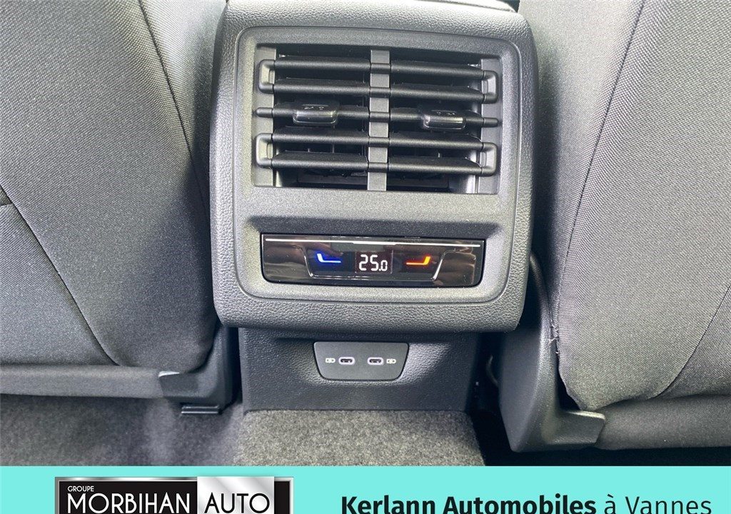 VOLKSWAGEN GOLF 1.5 EHYBRID 204 DSG6