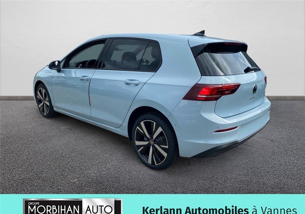 VOLKSWAGEN GOLF 1.5 EHYBRID 204 DSG6