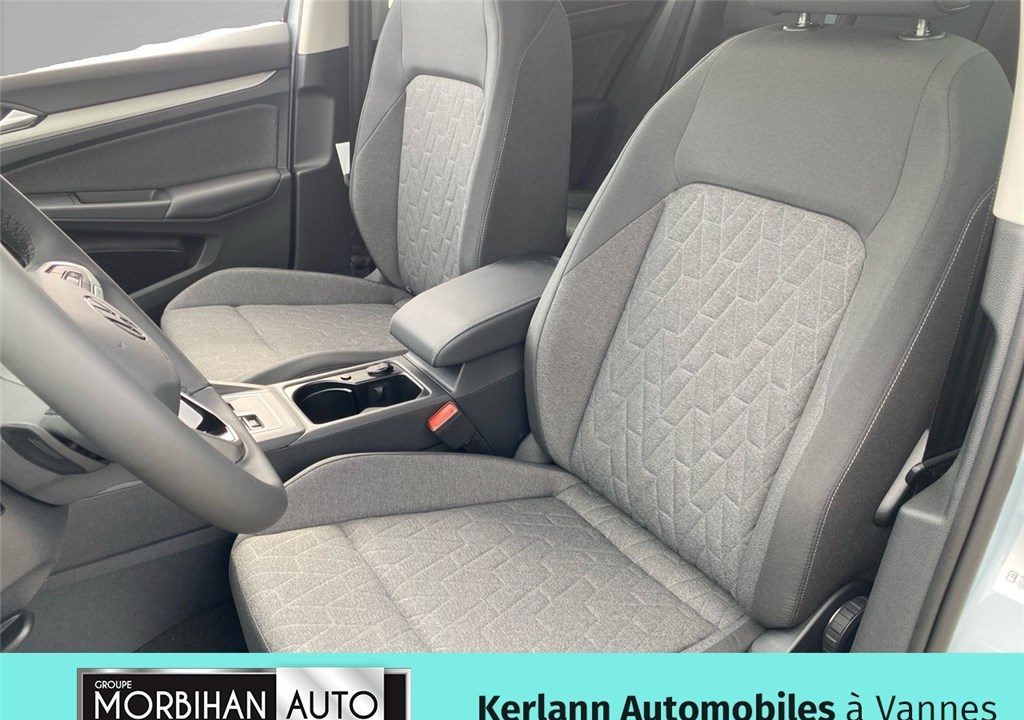 VOLKSWAGEN GOLF 1.5 EHYBRID 204 DSG6