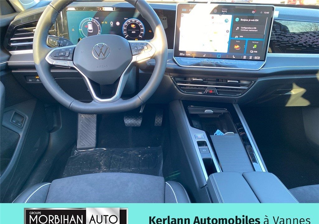 VOLKSWAGEN PASSAT 1.5 EHYBRID 204 DSG6