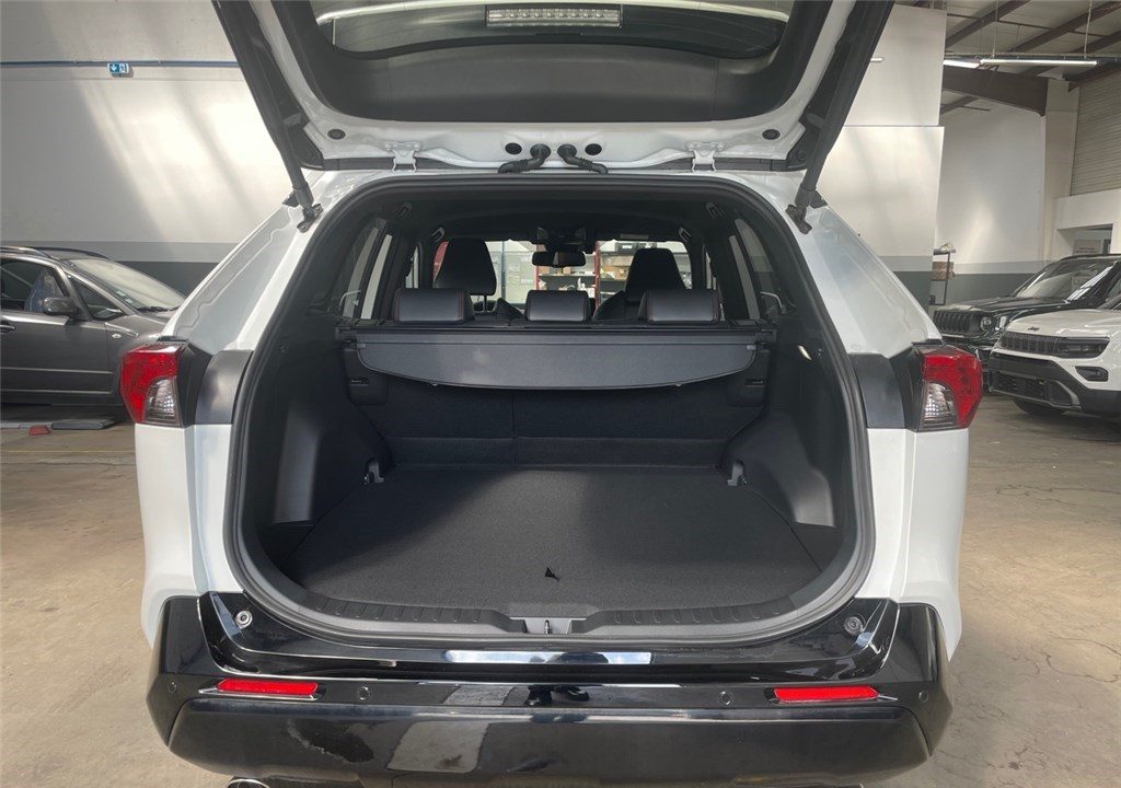 SUZUKI ACROSS 2.5 HYBRIDE RECHARGEABLE