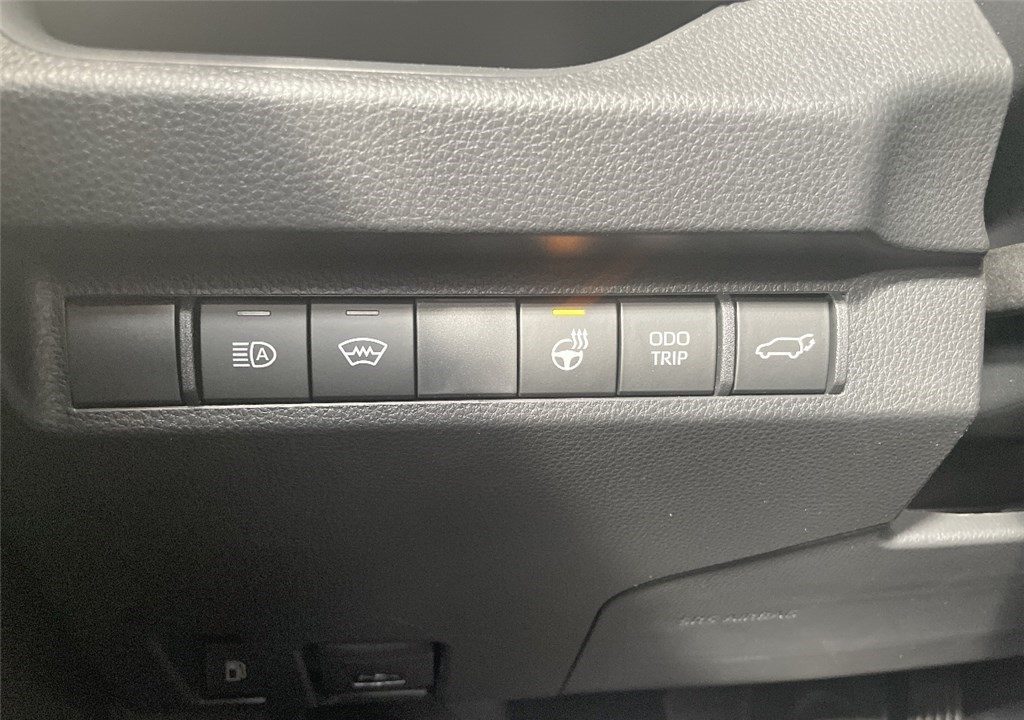 SUZUKI ACROSS 2.5 HYBRIDE RECHARGEABLE