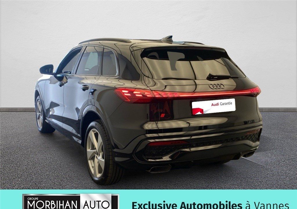 AUDI Q5 TFSI 204 CH HYBRIDE S TRONIC 7 QUATTRO