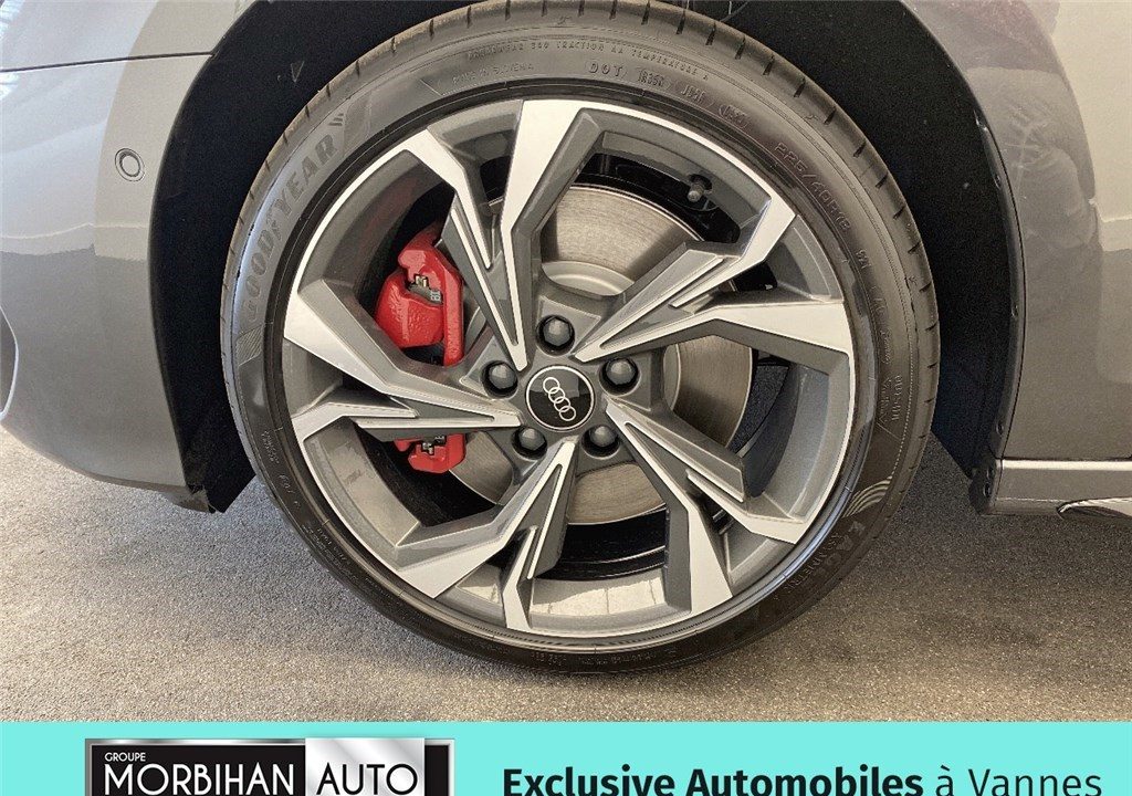 AUDI A3 SPORTBACK 45 TFSI E HYBRIDE RECHARGEABLE 272 S TRONIC 6