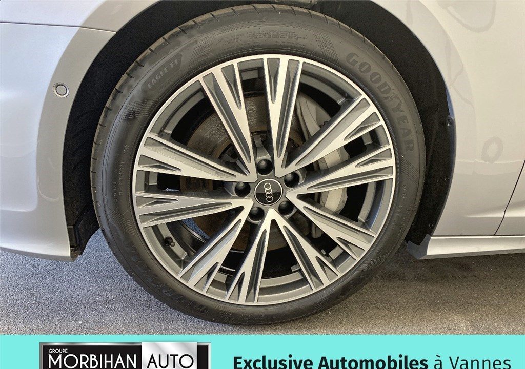 AUDI A6 AVANT 50 TFSIE 299 CH S TRONIC 7 QUATTRO