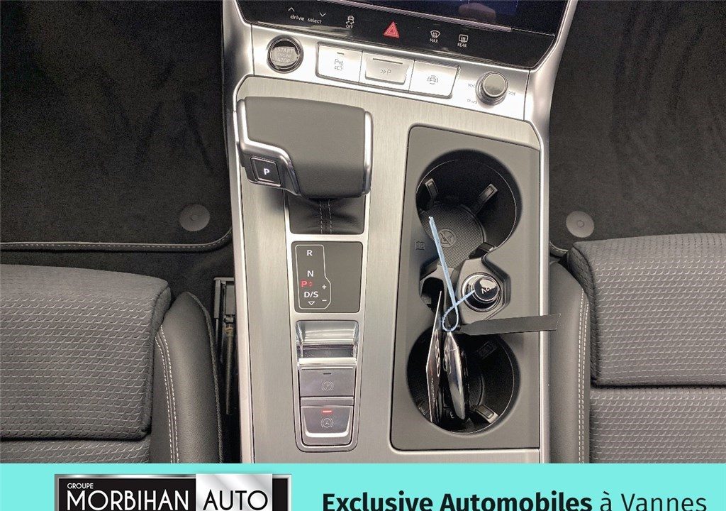 AUDI A6 AVANT 50 TFSIE 299 CH S TRONIC 7 QUATTRO