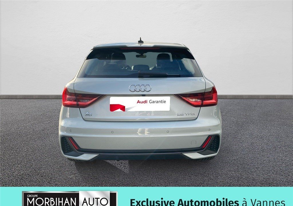 AUDI A1 SPORTBACK 25 TFSI 95 CH S TRONIC 7
