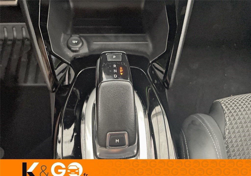 PEUGEOT 2008 PURETECH 130 S&S EAT8