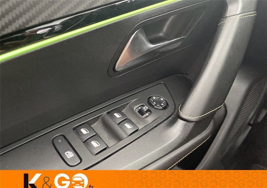 PEUGEOT 2008 PURETECH 130 S&S EAT8