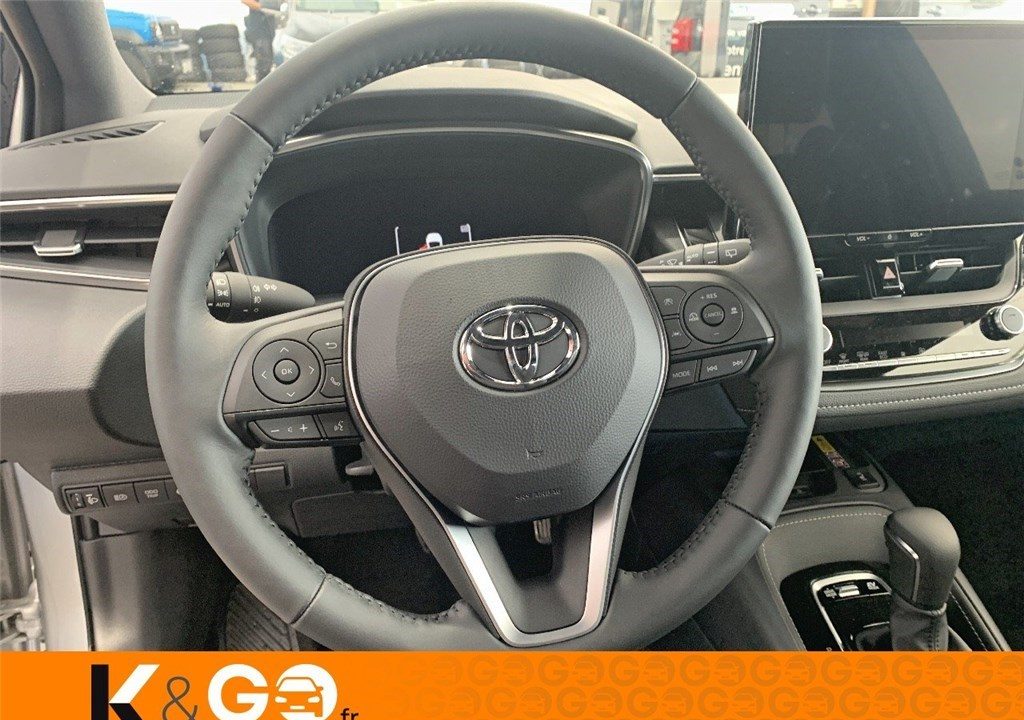 TOYOTA COROLLA HYBRIDE 140CH