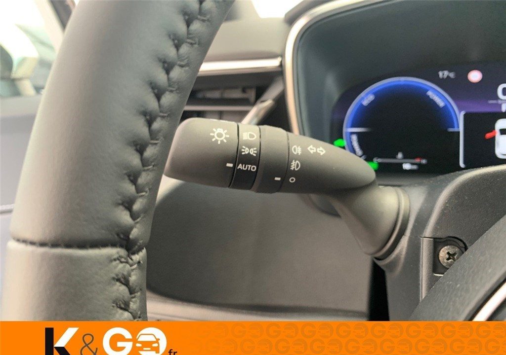 TOYOTA COROLLA HYBRIDE 140CH