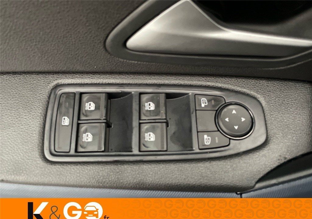 DACIA DUSTER HYBRID 140 4X2