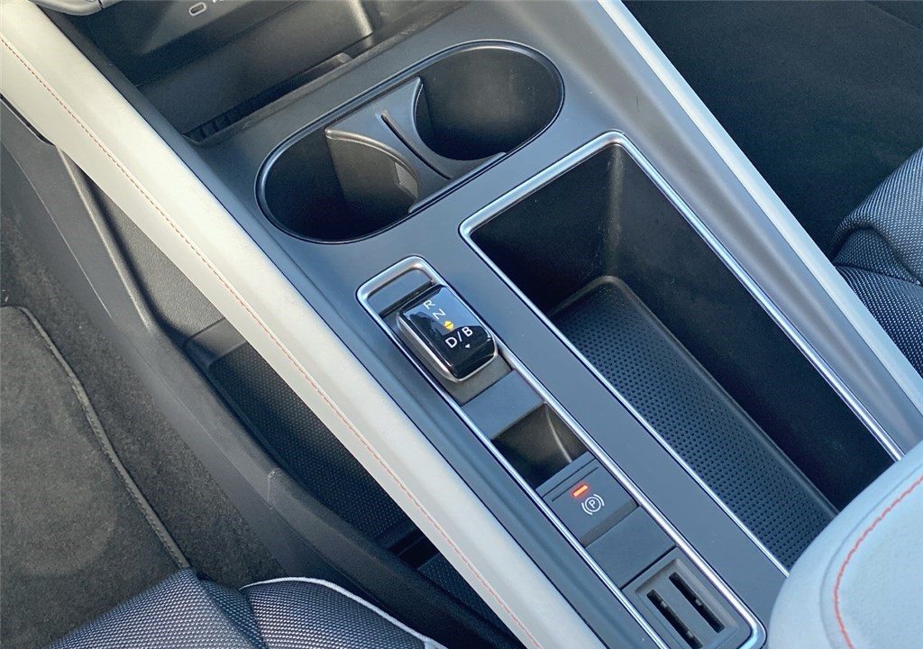 SKODA ELROQ 286 CH BATTERIE 85