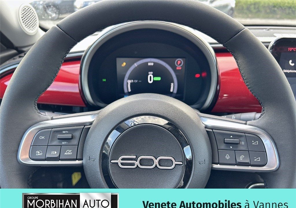 FIAT 600e 54 KWH 156 CH