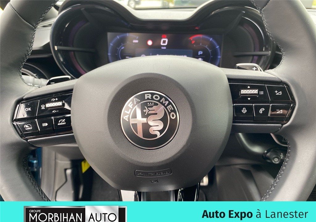 ALFA ROMEO JUNIOR 1.2 IBRIDA 136 CH EDCT6