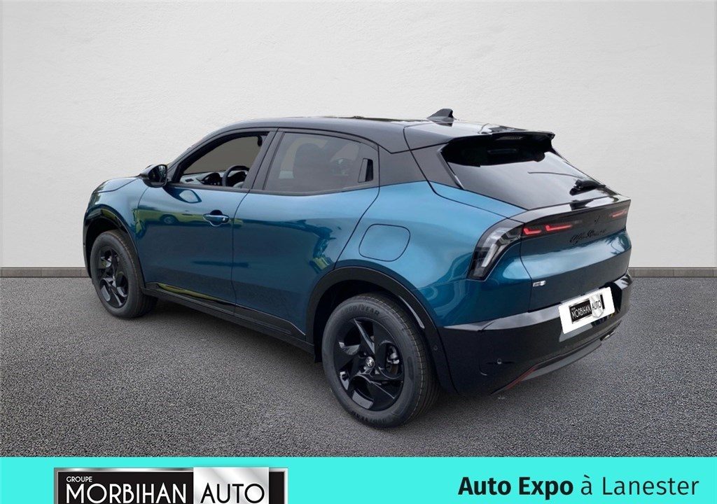 ALFA ROMEO JUNIOR 1.2 IBRIDA 136 CH EDCT6