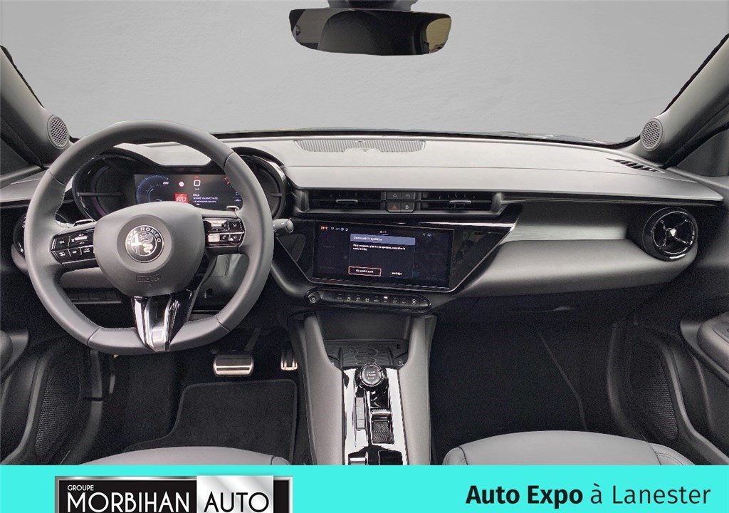 ALFA ROMEO JUNIOR 1.2 IBRIDA 136 CH EDCT6