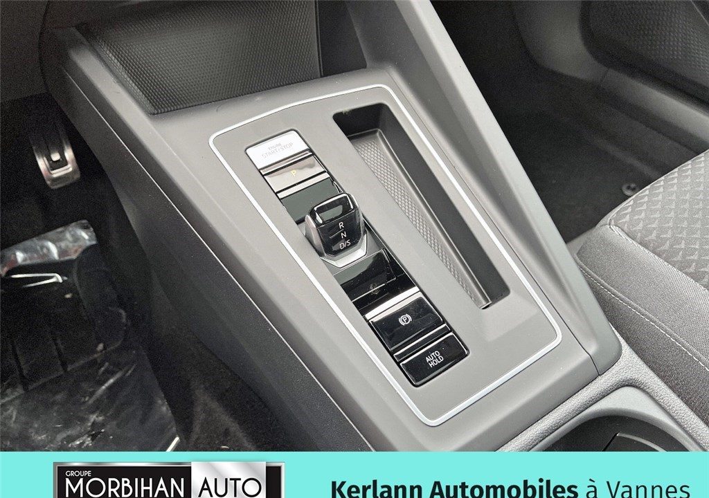 VOLKSWAGEN Golf 1,5 Life eT096eTSID7A 1.5 ETSI OPF 130 DSG7