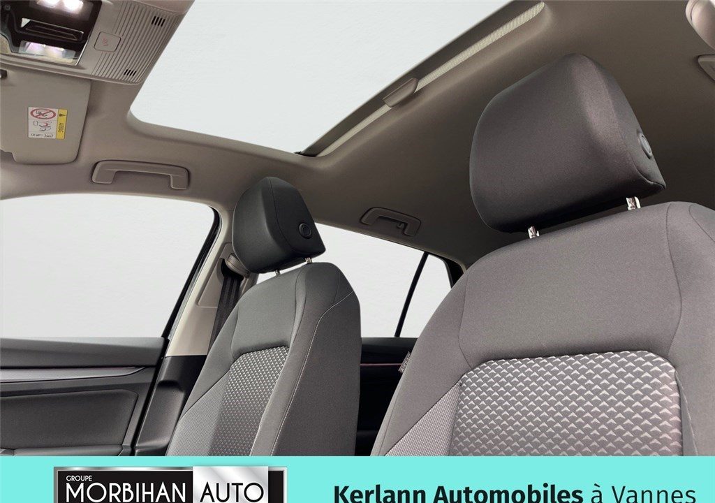 VOLKSWAGEN Golf 1,5 Life eT096eTSID7A 1.5 ETSI OPF 130 DSG7