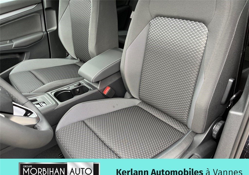 VOLKSWAGEN Golf 1,5 Life eT096eTSID7A 1.5 ETSI OPF 130 DSG7