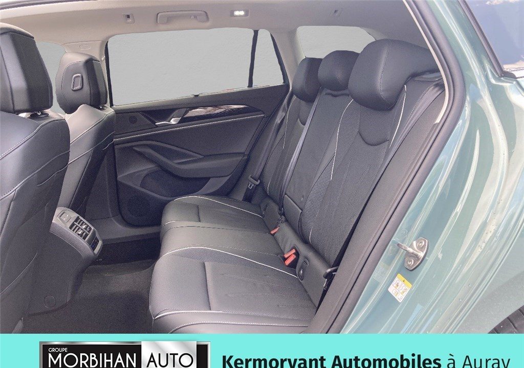 VOLKSWAGEN PASSAT 1.5 EHYBRID 272 DSG6