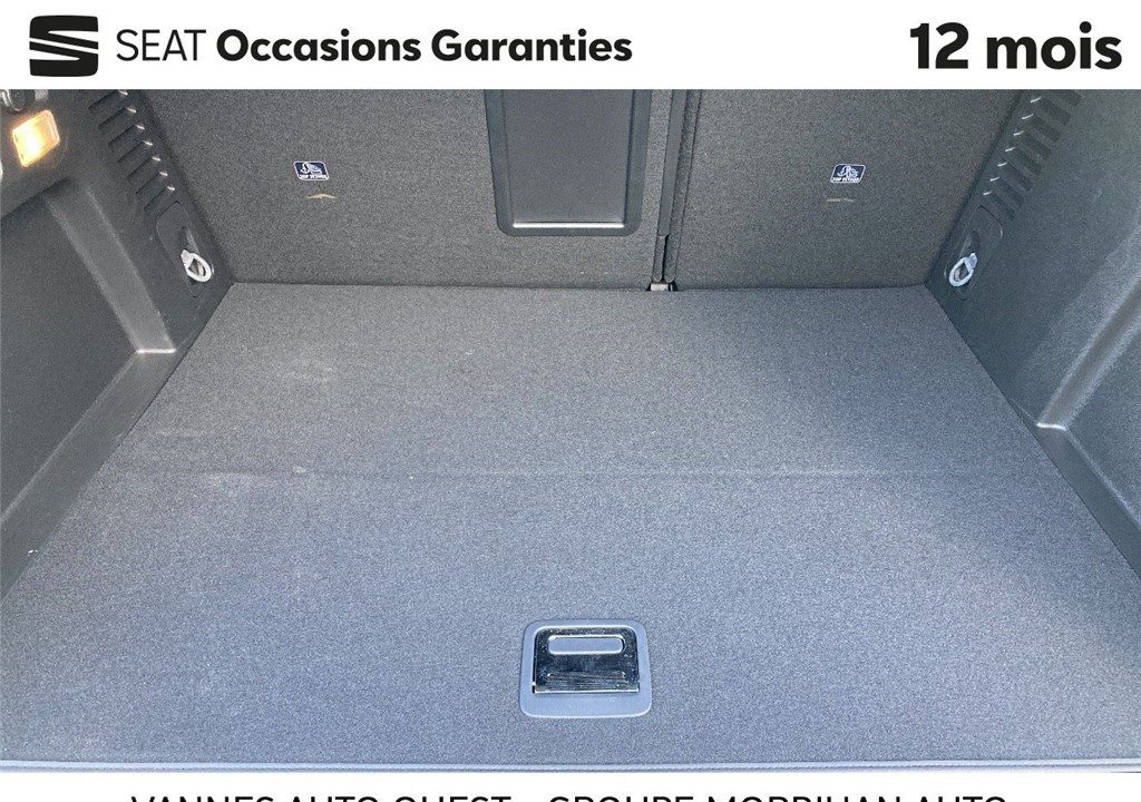 PEUGEOT 3008 HYBRID4 300 E-EAT8