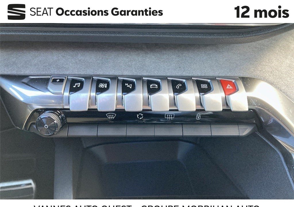 PEUGEOT 3008 HYBRID4 300 E-EAT8