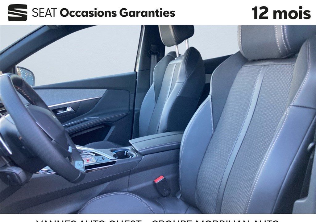 PEUGEOT 3008 HYBRID4 300 E-EAT8