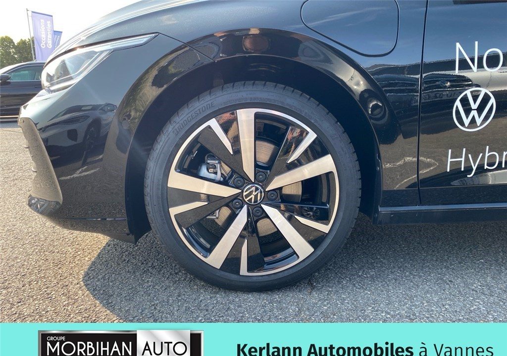 VOLKSWAGEN GOLF 1.5 EHYBRID 204 DSG6