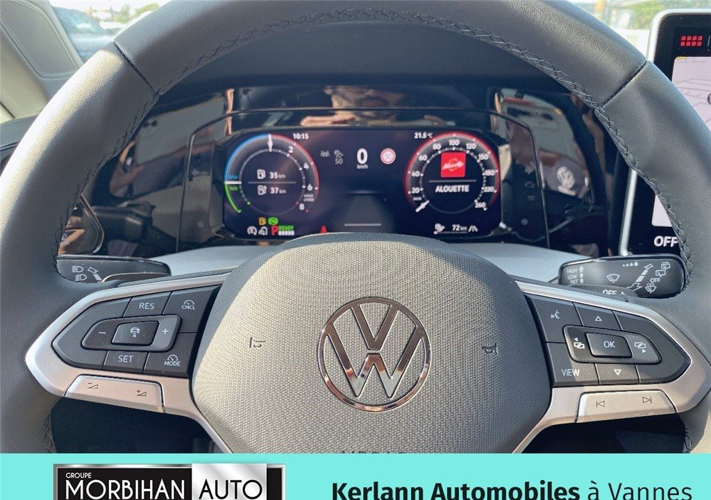 VOLKSWAGEN GOLF 1.5 EHYBRID 204 DSG6